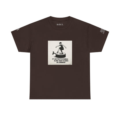 T-shirt Ribelle – Maglietta Unisex in Cotone Pesante per Spiriti Liberi.