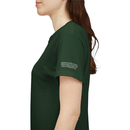 T-shirt Ribelle – Maglietta Unisex in Cotone Pesante per Spiriti Liberi.